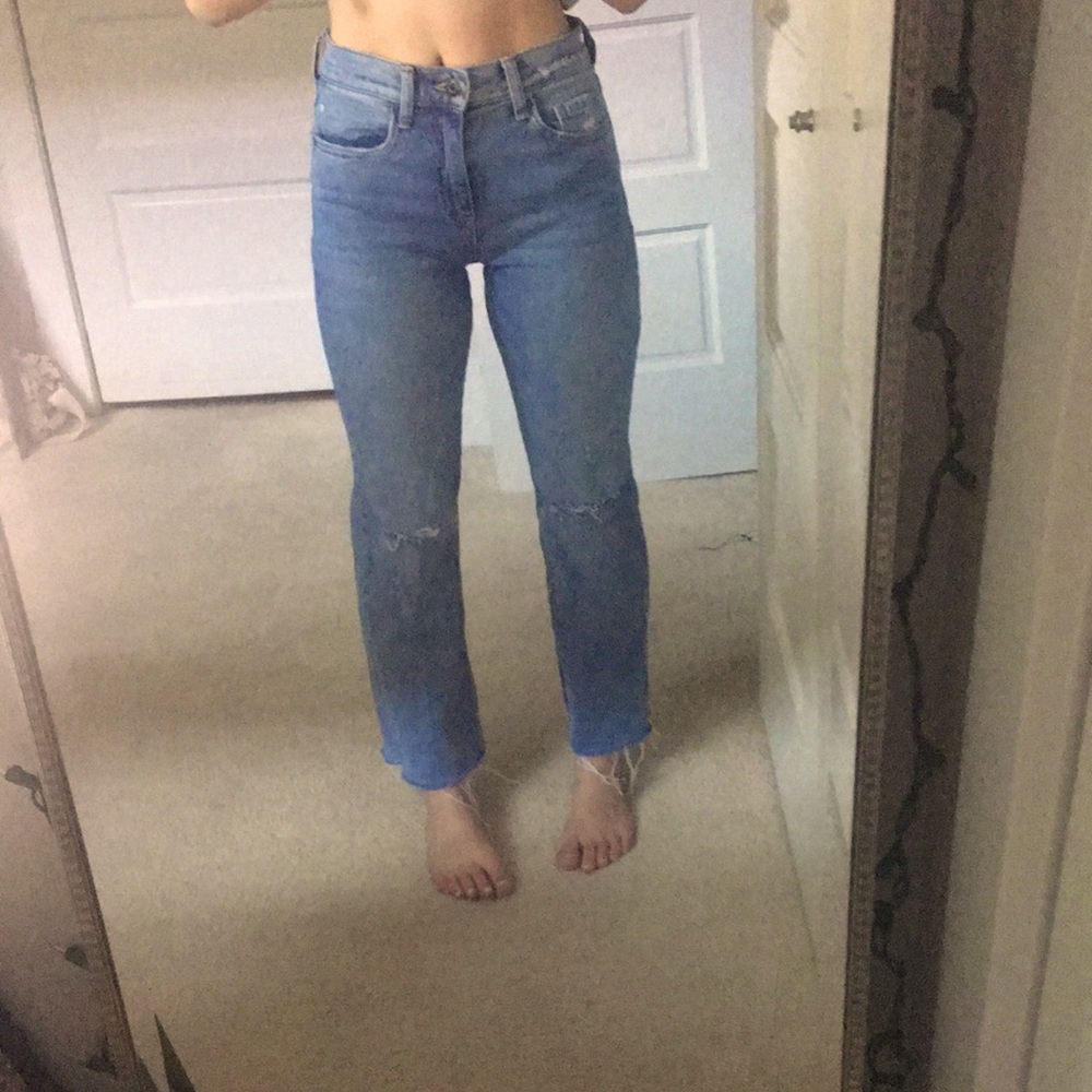 Mid rise jean